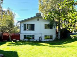 featured image of 1618 E St #1