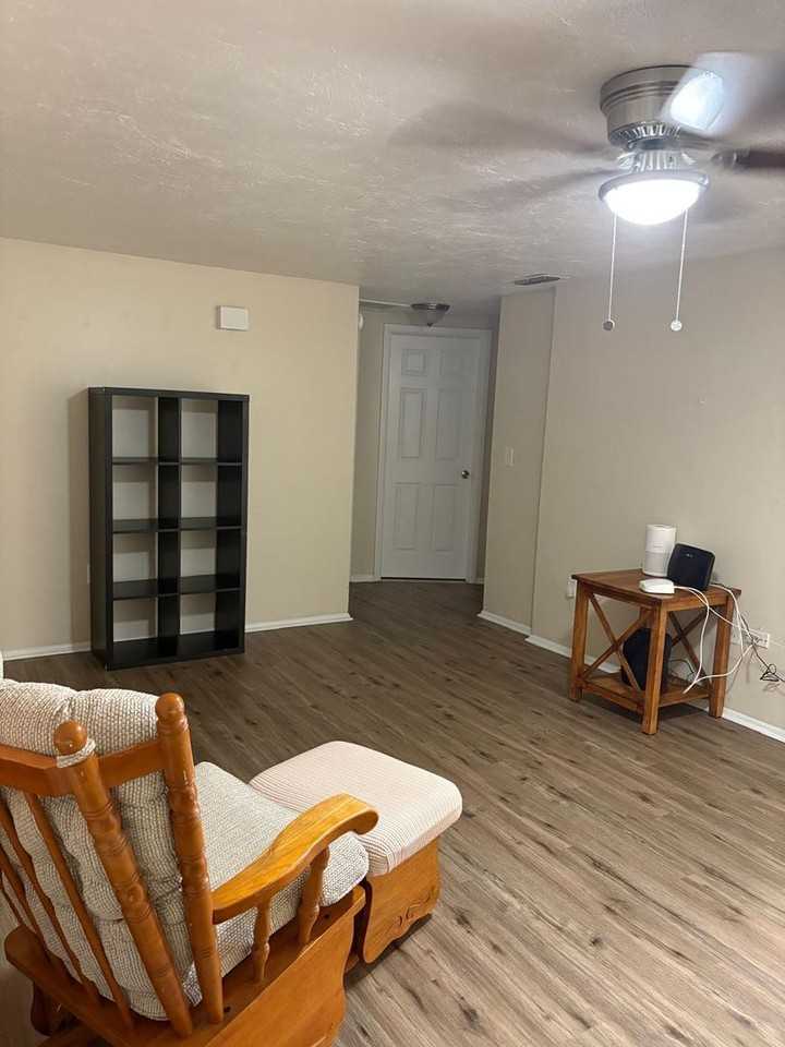 7534 Venice Dr - Photo 3 of 14