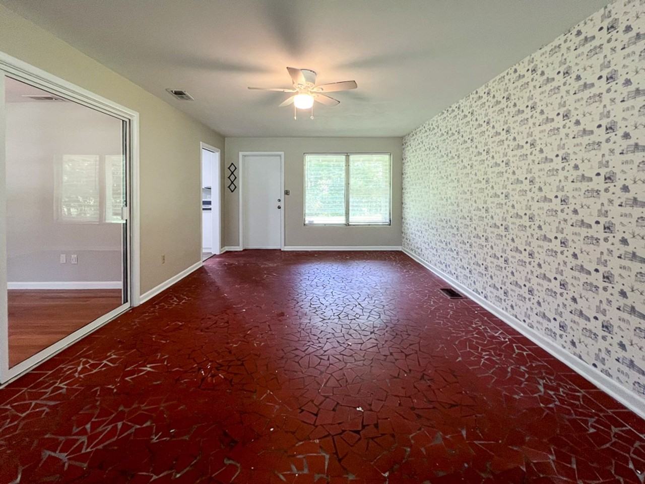 3706 Sw 2nd Pl - Photo 7 of 25