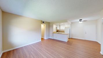 featured image of 2532 Huntington Dr