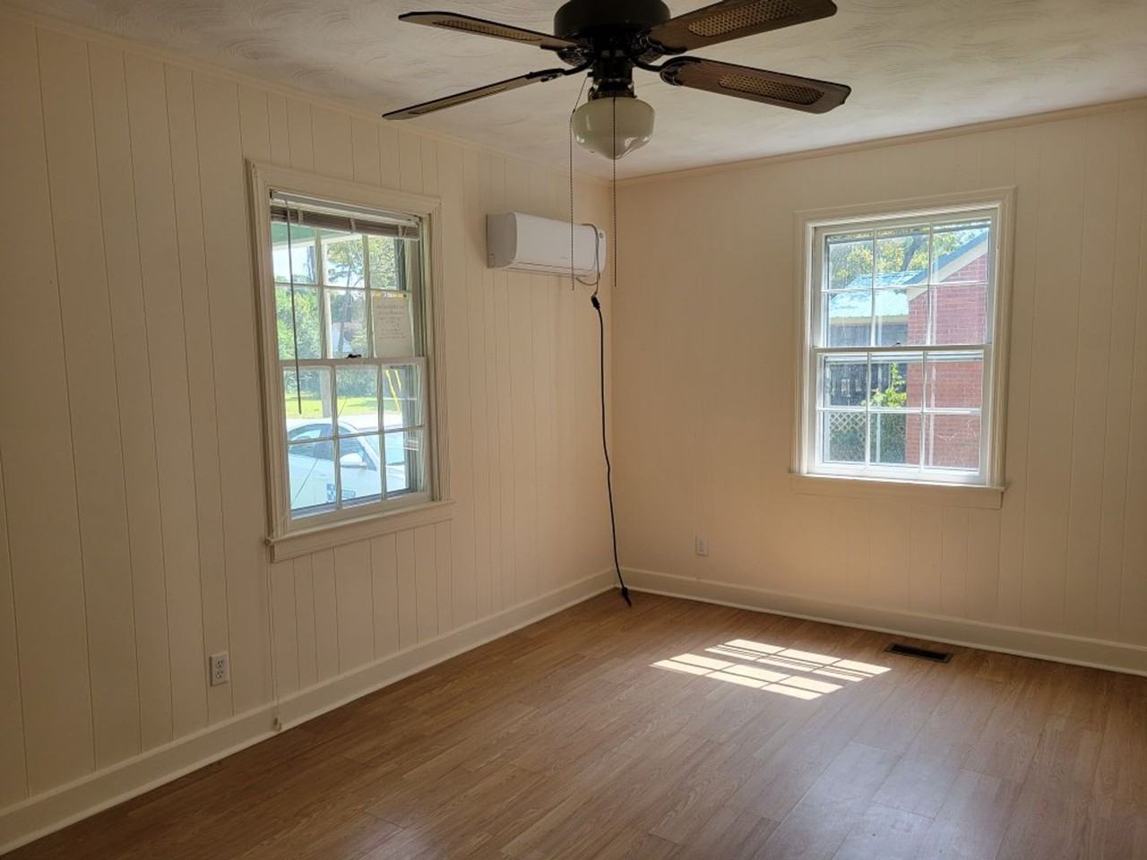 815 Haywood Pl - Photo 4 of 18