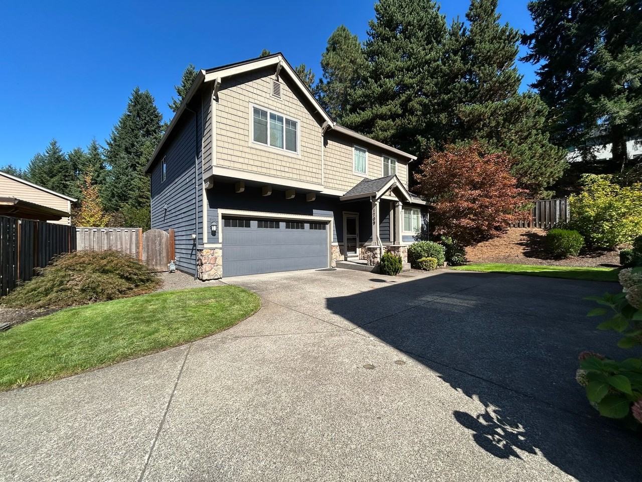 1709 Joseph Fields St - Photo 3 of 50