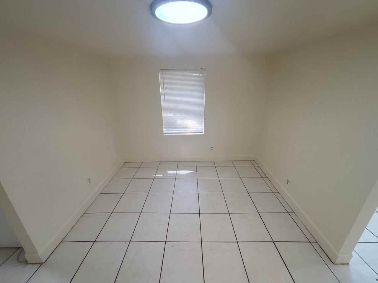 1333 Lowell St - Photo 3 of 14