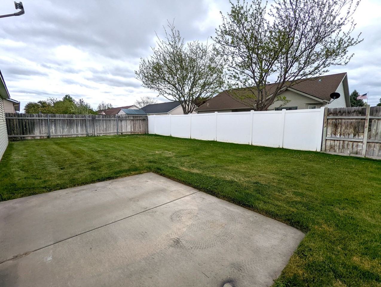 2854 Deaun Avenue - Photo 3 of 17