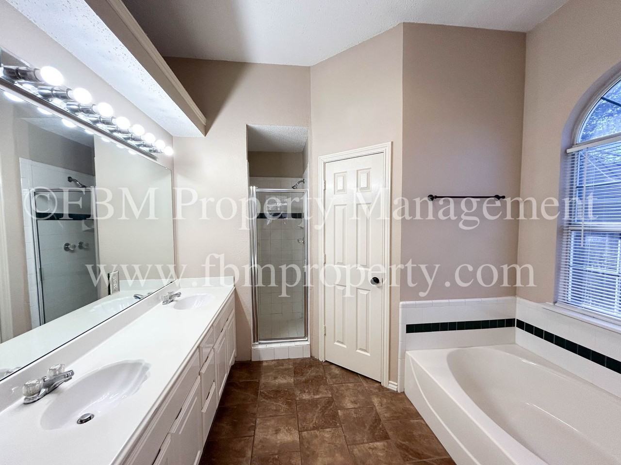 22 Atlantic Avenue - Photo 6 of 20