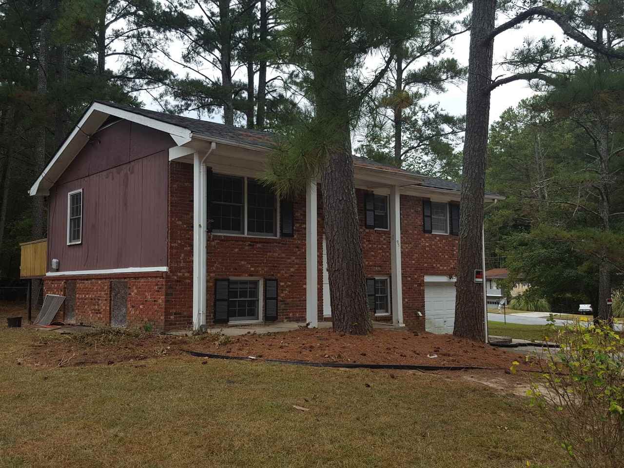 95 Hidden Brook Ct - Photo 2 of 15