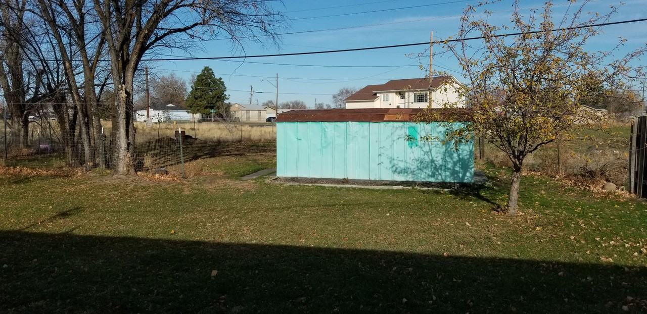 1100 Arnold Dr - Photo 2 of 16