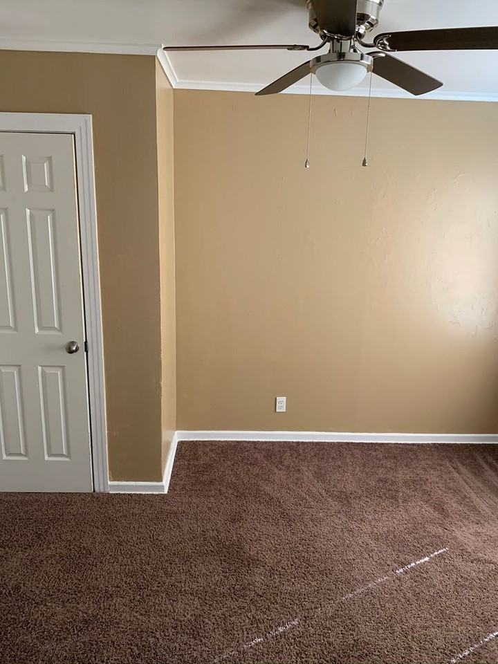 1741 Desoto St - Photo 4 of 9