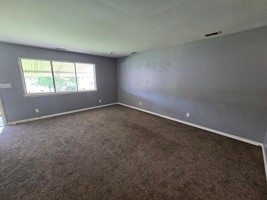 featured image of 903 Vinewood Ln