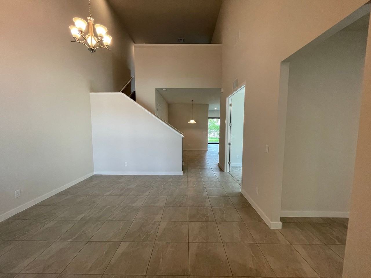 14819 Loggerhead Drive - Photo 3 of 37