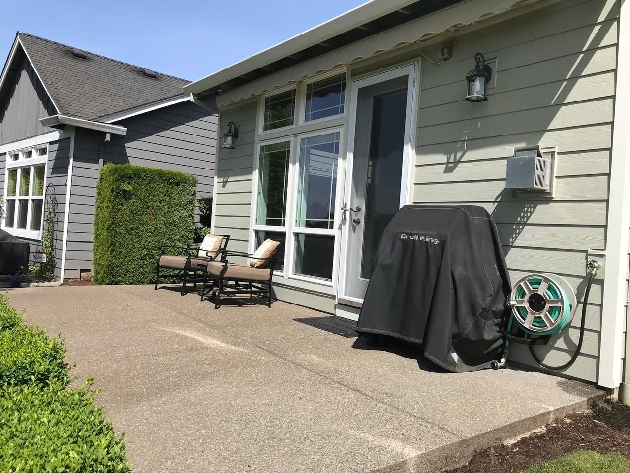 788 Tukwila Dr - Photo 3 of 32