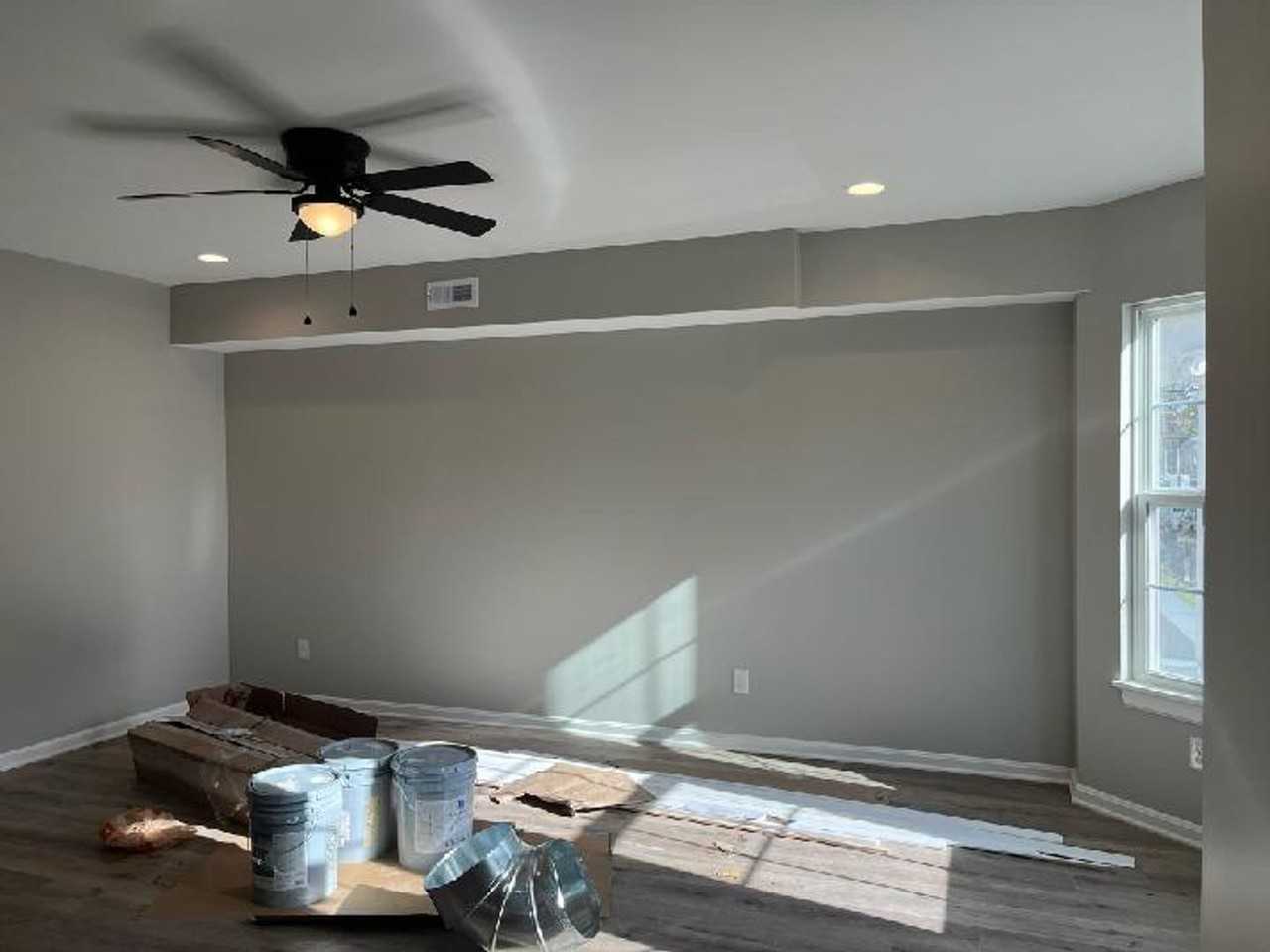 627 E Ormsby Ave - Photo 5 of 19