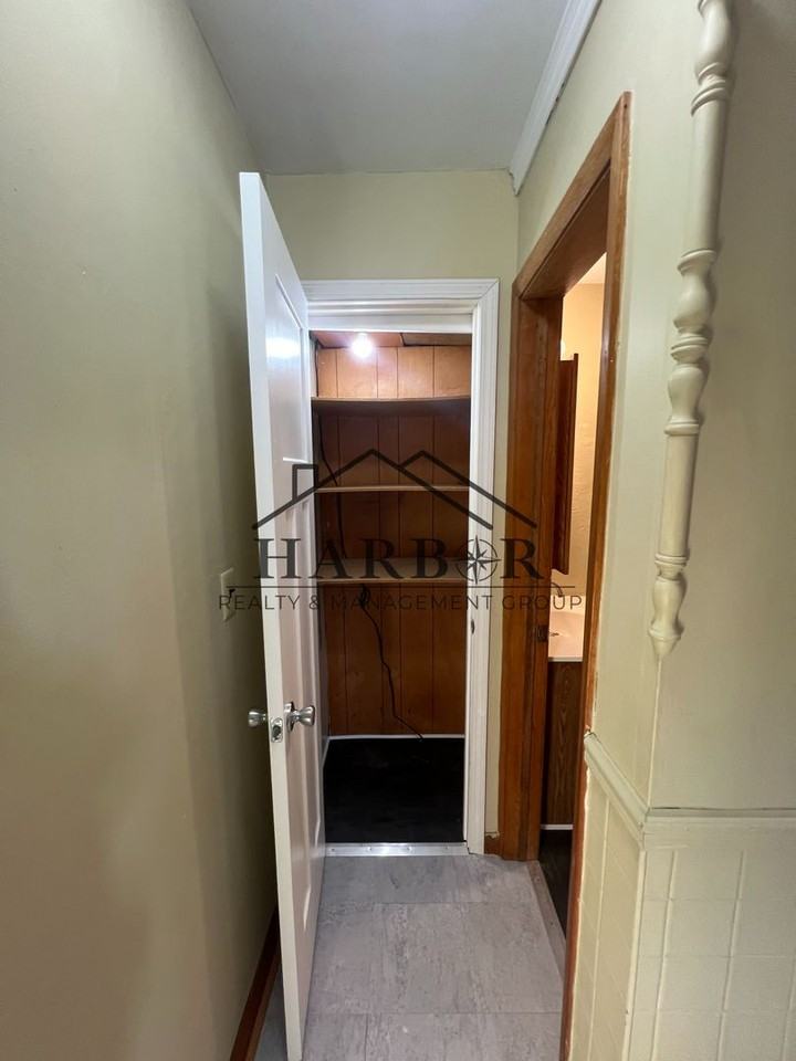 804 12th Ave Sw - Photo 4 of 13