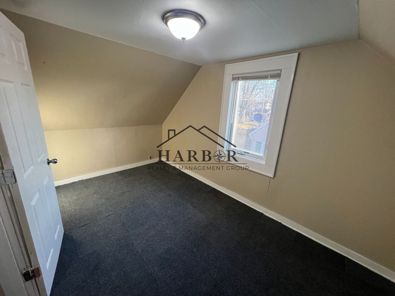 804 12th Ave Sw - Photo 6 of 13