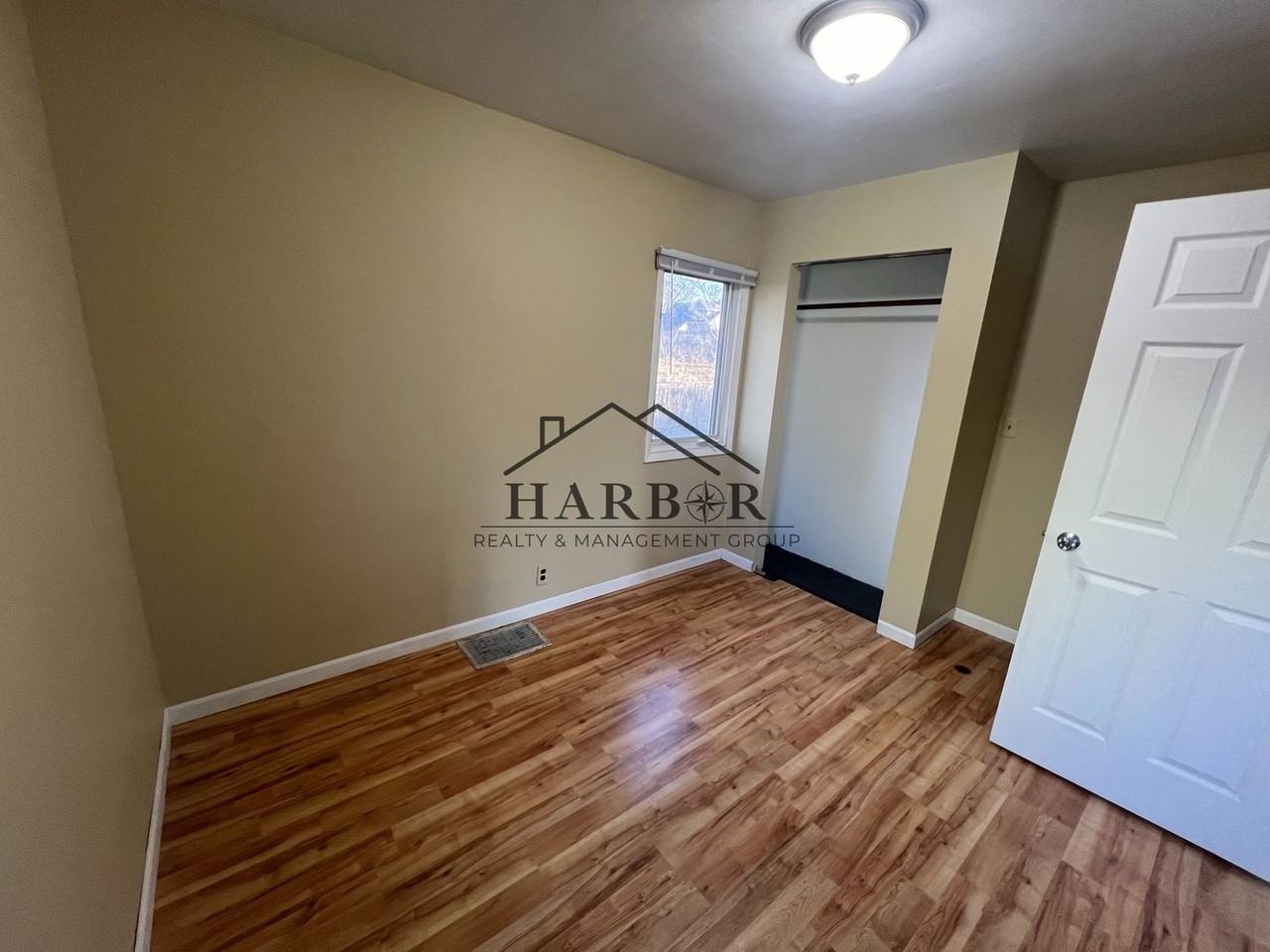 804 12th Ave Sw - Photo 7 of 13