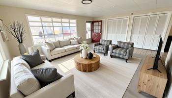 featured image of 700 E Willow St