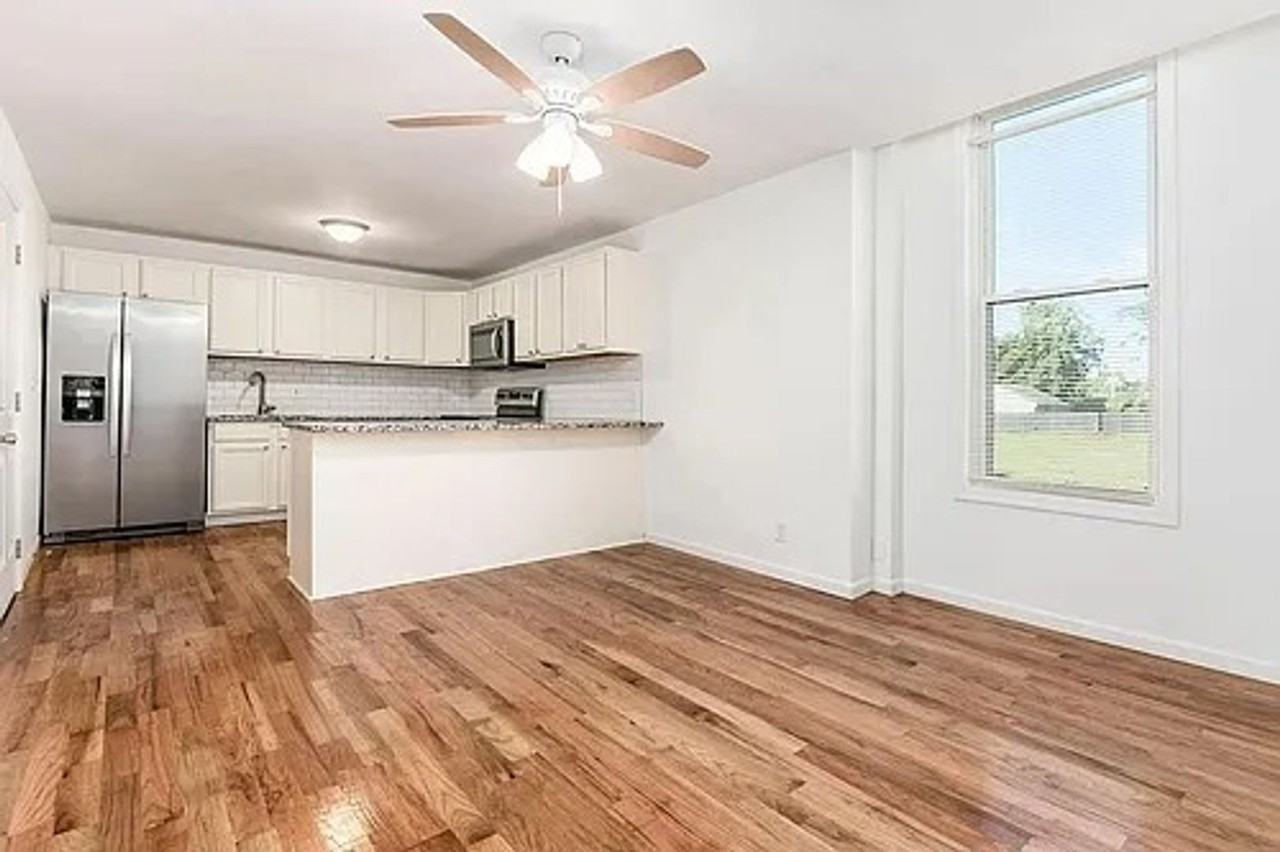 1109-1111 Franklin Avenue - Photo 4 of 24