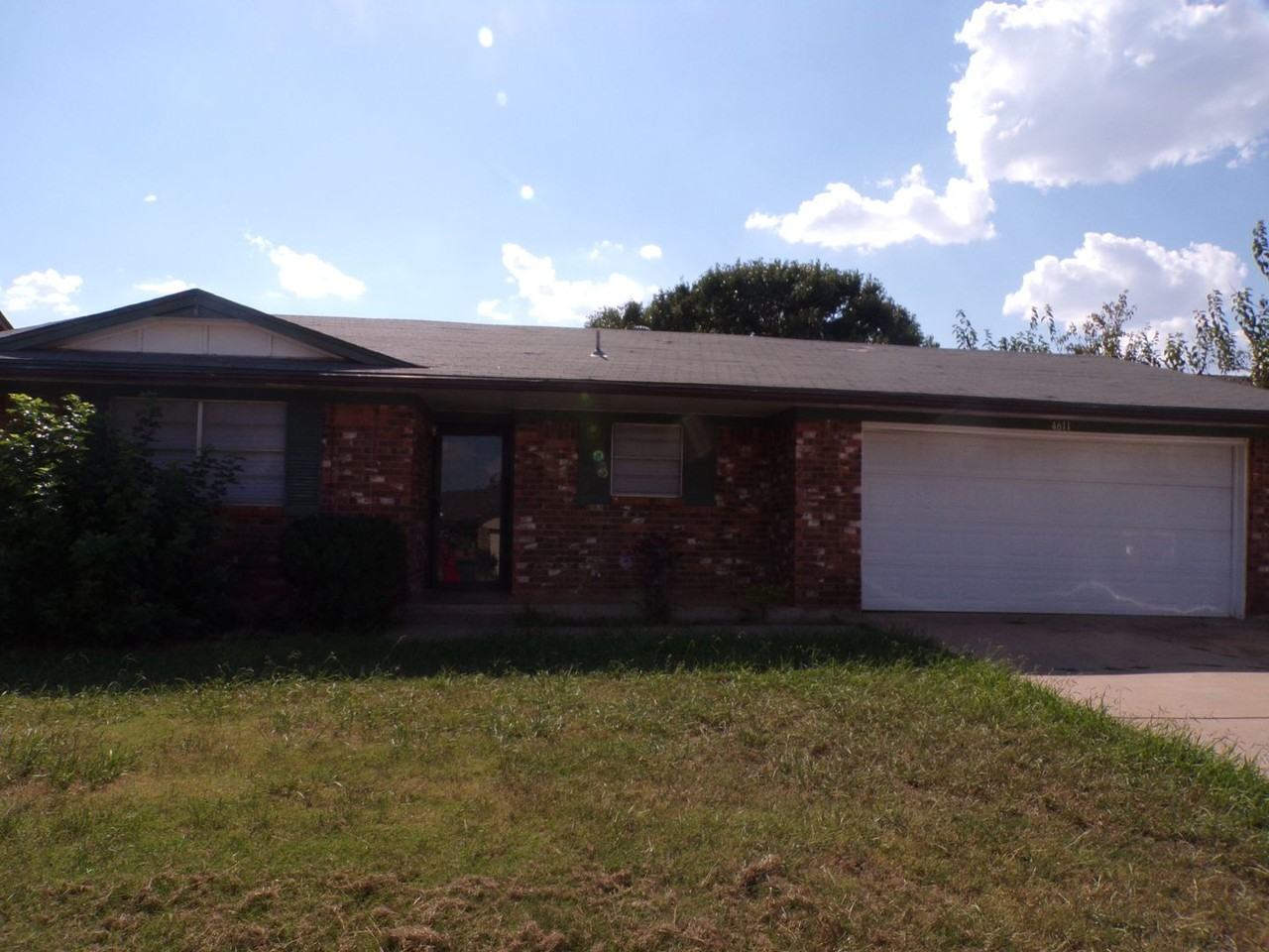 4611 Se Ellsworth Ave - Photo 2 of 32