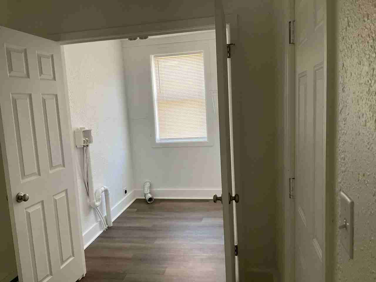 270 Calder Street - Photo 3 of 16