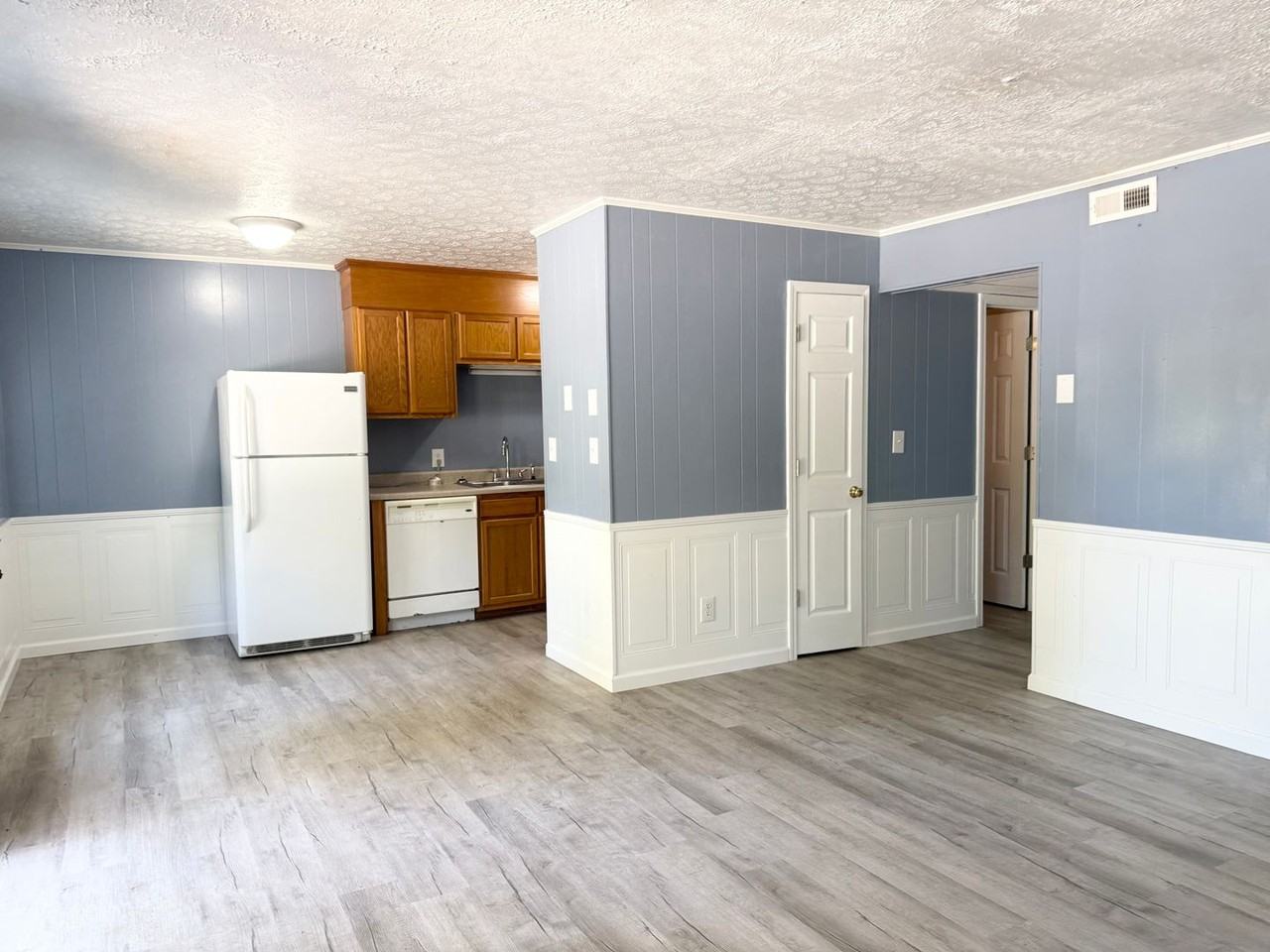 315 Oakland Ave #103 - Photo 6 of 26