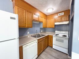 featured image of 315 Oakland Ave #103