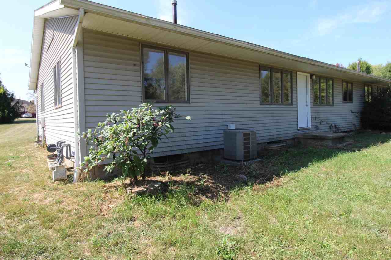 5407 Paddy Ct - Photo 3 of 28