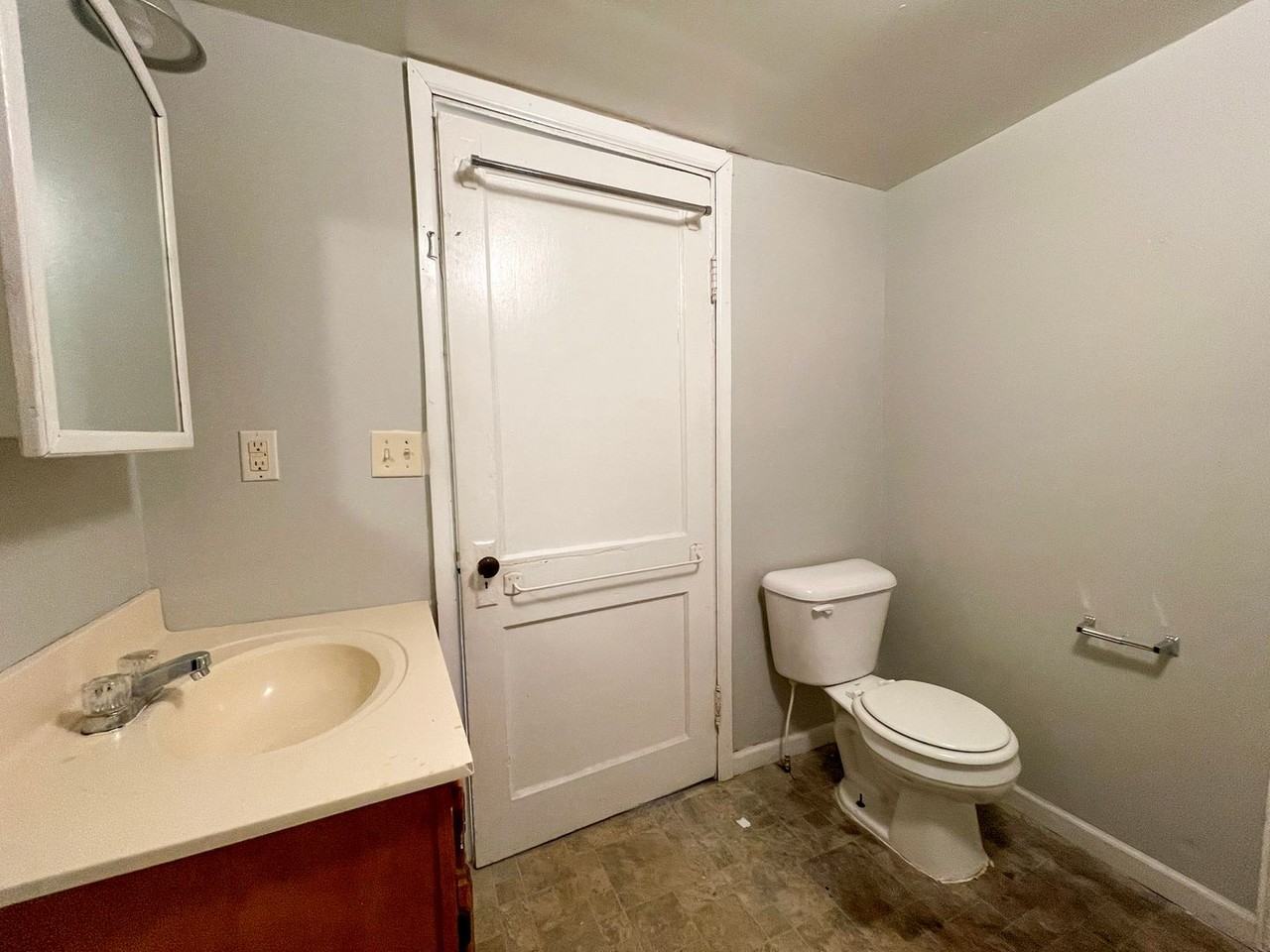 2401 South Mulberry Street - Photo 7 of 21