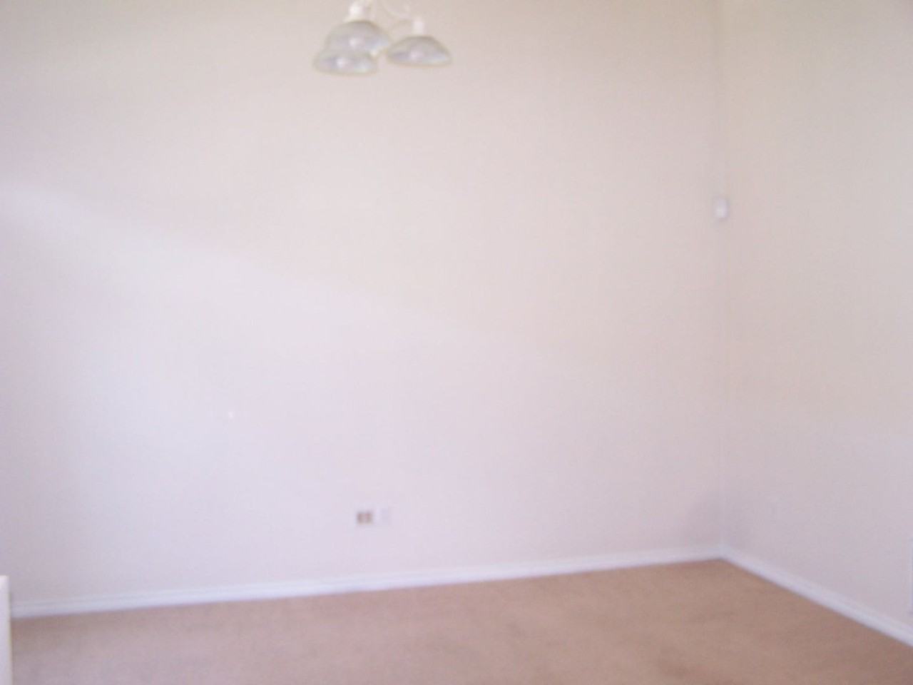11 Fuller Cir - Photo 2 of 27