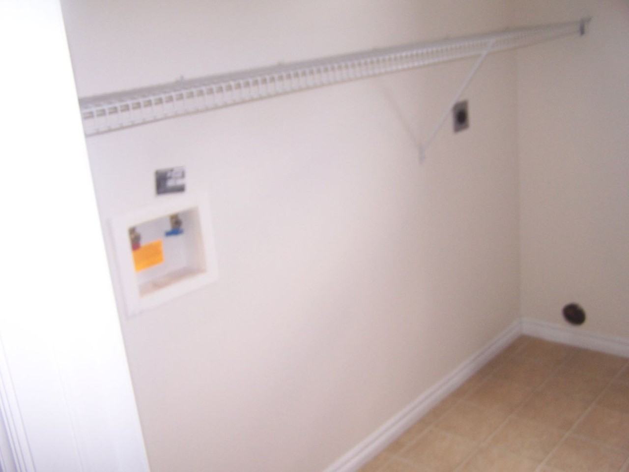 11 Fuller Cir - Photo 6 of 27