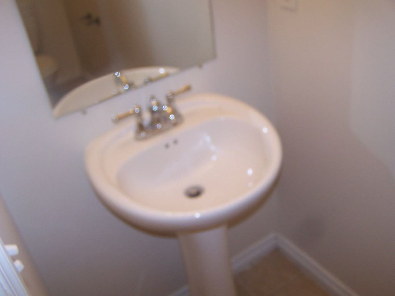 11 Fuller Cir - Photo 7 of 27