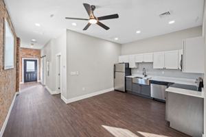 featured image of 214 S Main St