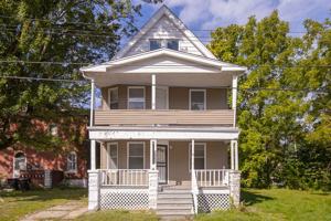 featured image of 2962 E 66th St