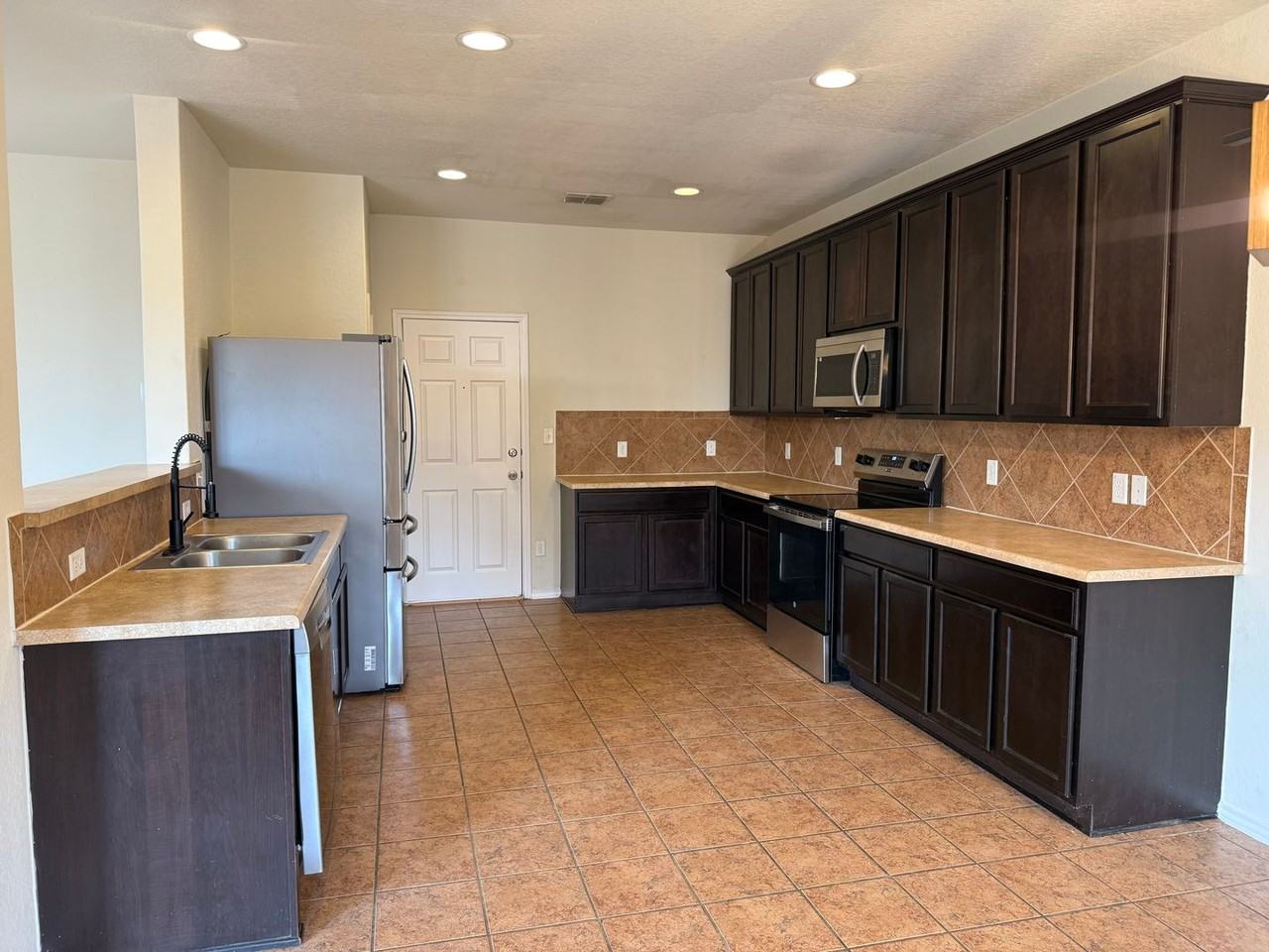 10730 Rimfire Run Ln - Photo 7 of 21