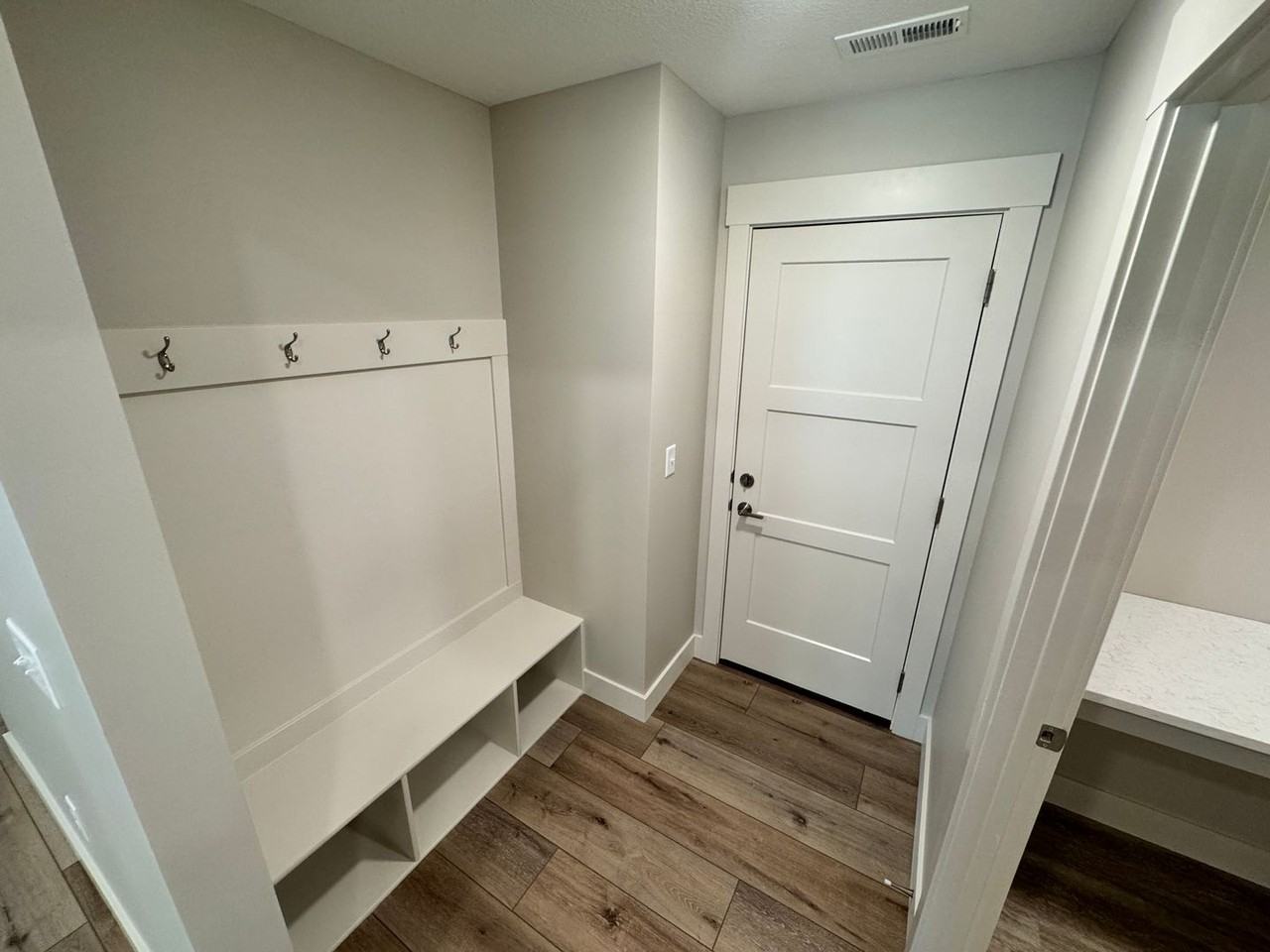 4639 Pierce Dr - Photo 6 of 13