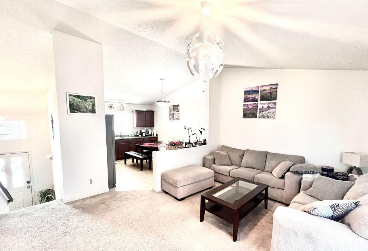 14826 Mary Street - Photo 5 of 14