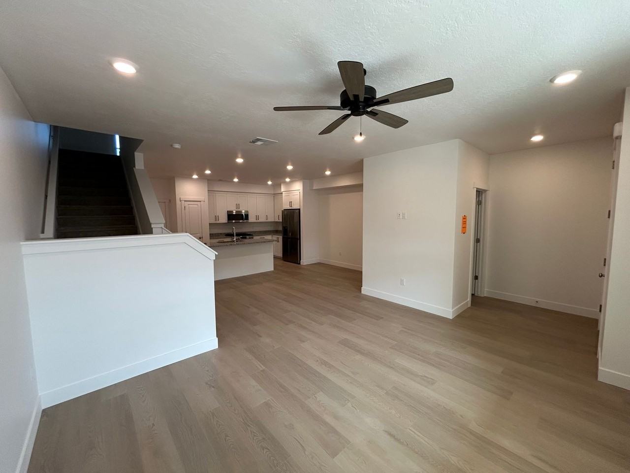 5984 S Jasper Ridge Dr - Photo 6 of 36