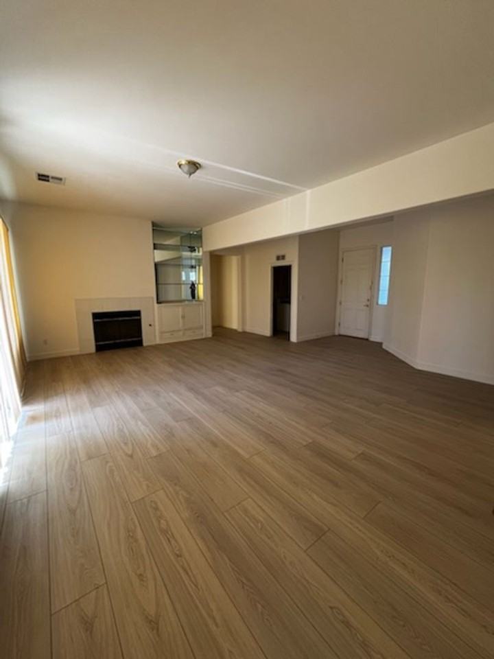 10115 Secret Rose St - Photo 2 of 7