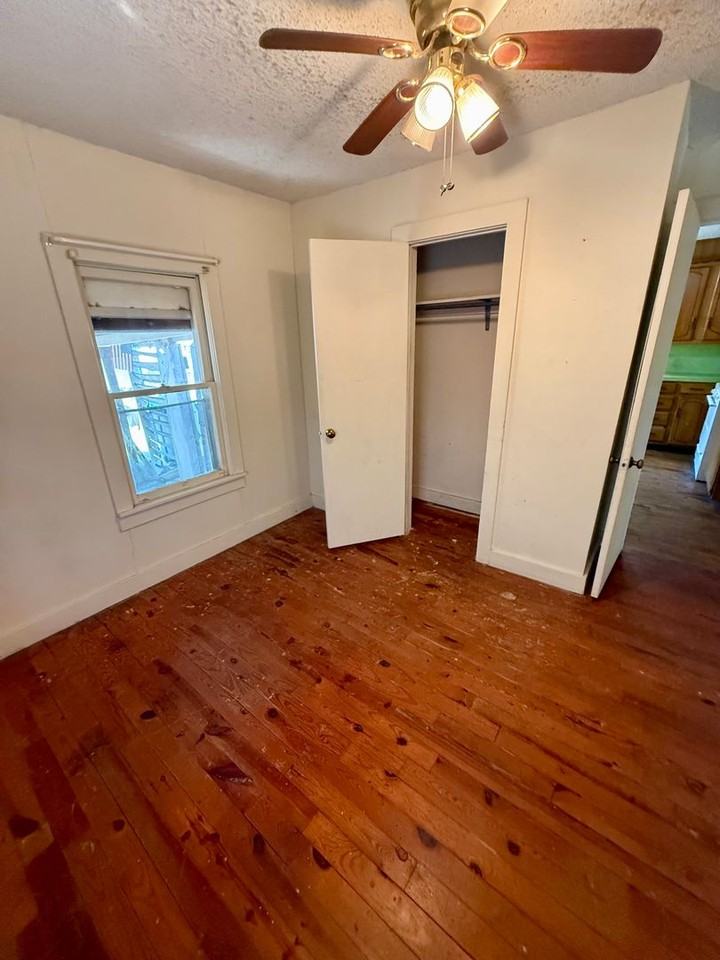 6193 Meridian Rd - Photo 2 of 8