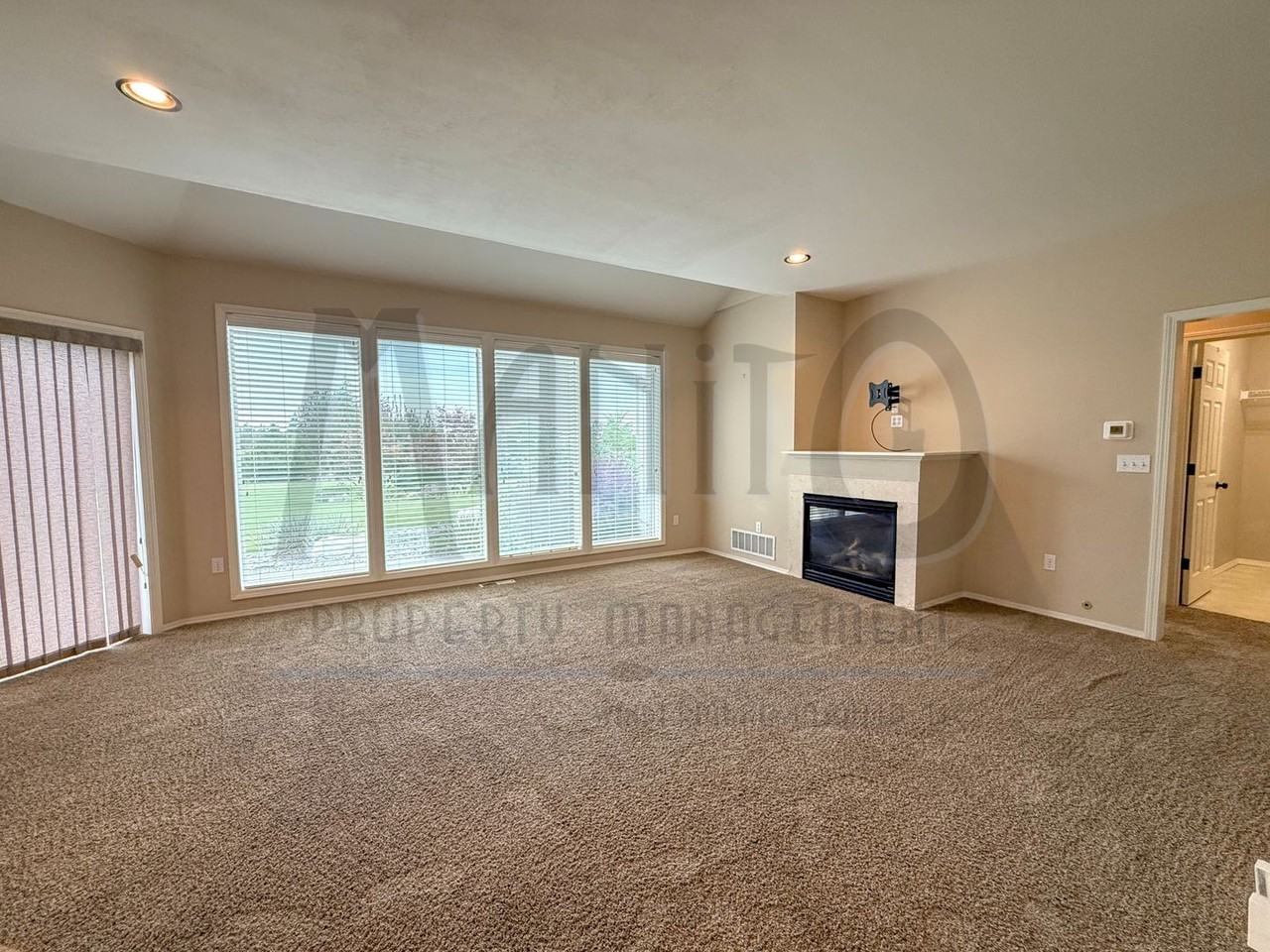 1816 S Viewcrest Ln - Photo 7 of 33