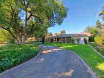 942 S Park Circle Dr - Photo 1 of 1