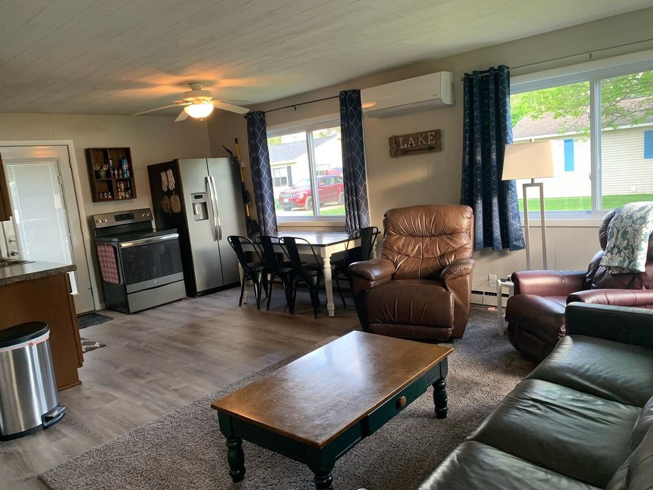 5178 Silver Shores Lane - Photo 3 of 15