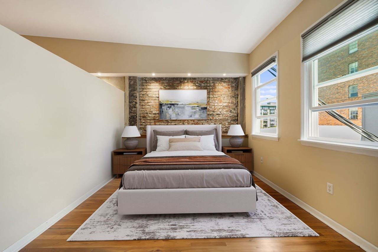 32 Broadway Street - Photo 4 of 34