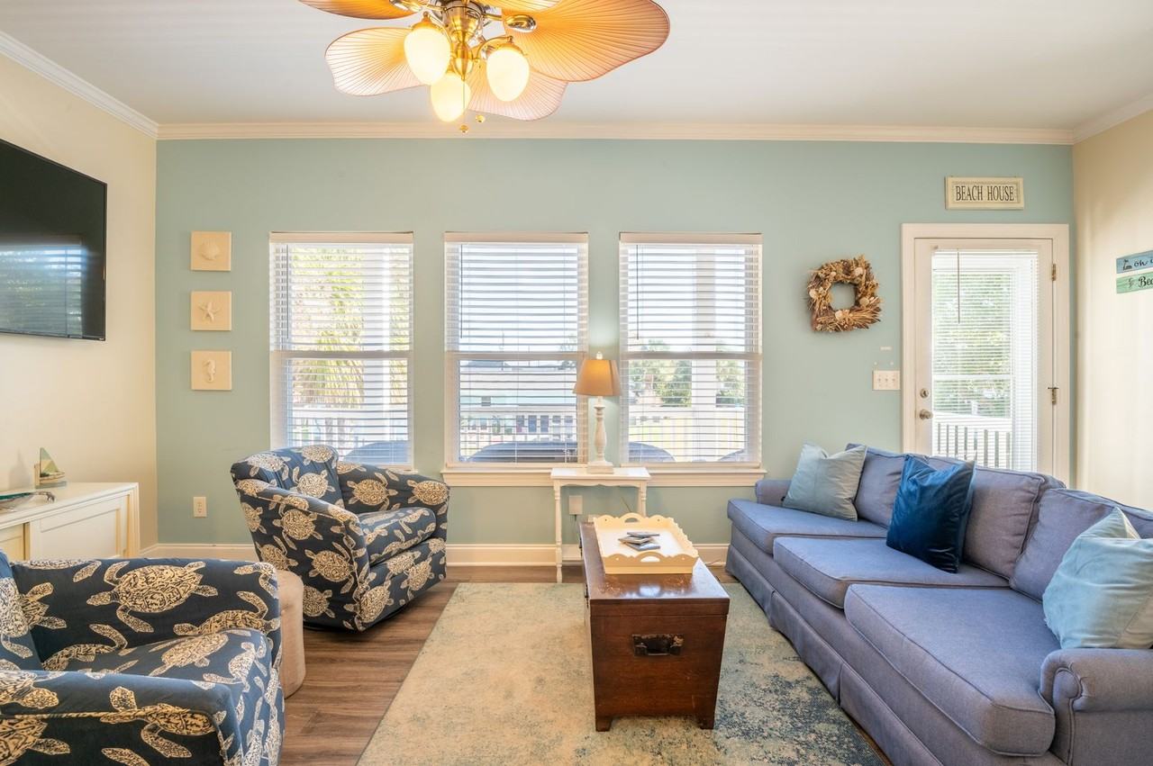 618 A Kure for the Sol Upper @ 618 S 4th Ave #1 - Photo 4 of 14