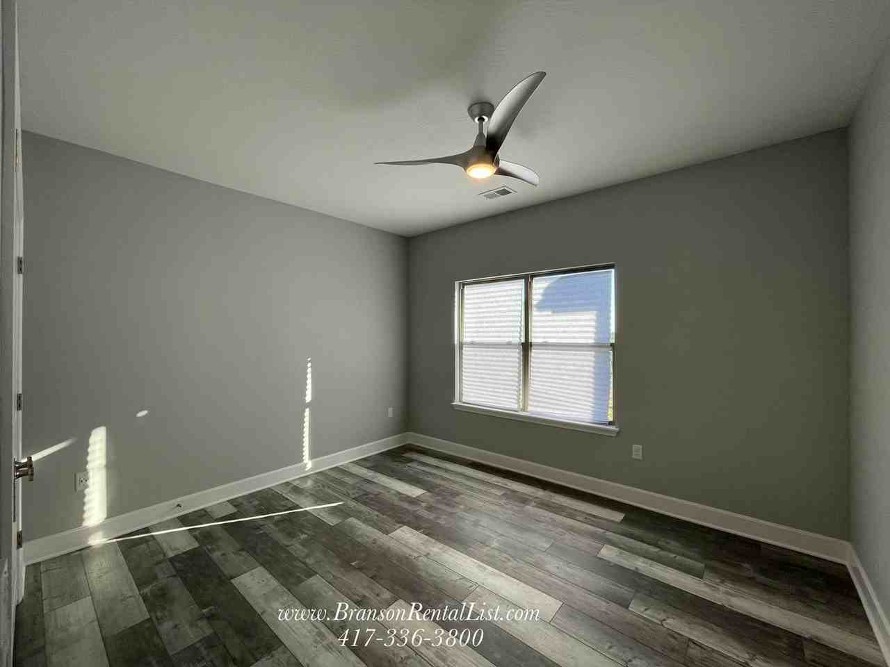 185 Siena Blvd - Photo 3 of 28