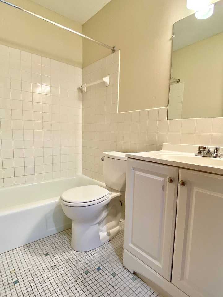 Apartment for Rent at 3050 Inglewood Ave S - Photo 7 of 10