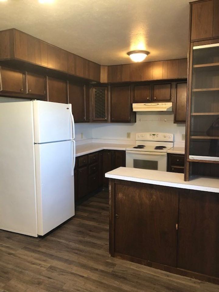 1308 Tuxedo Rd - Photo 3 of 25