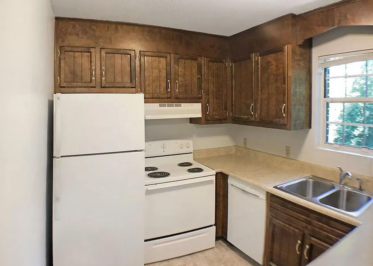 8 Saint Mark Road - Photo 4 of 9