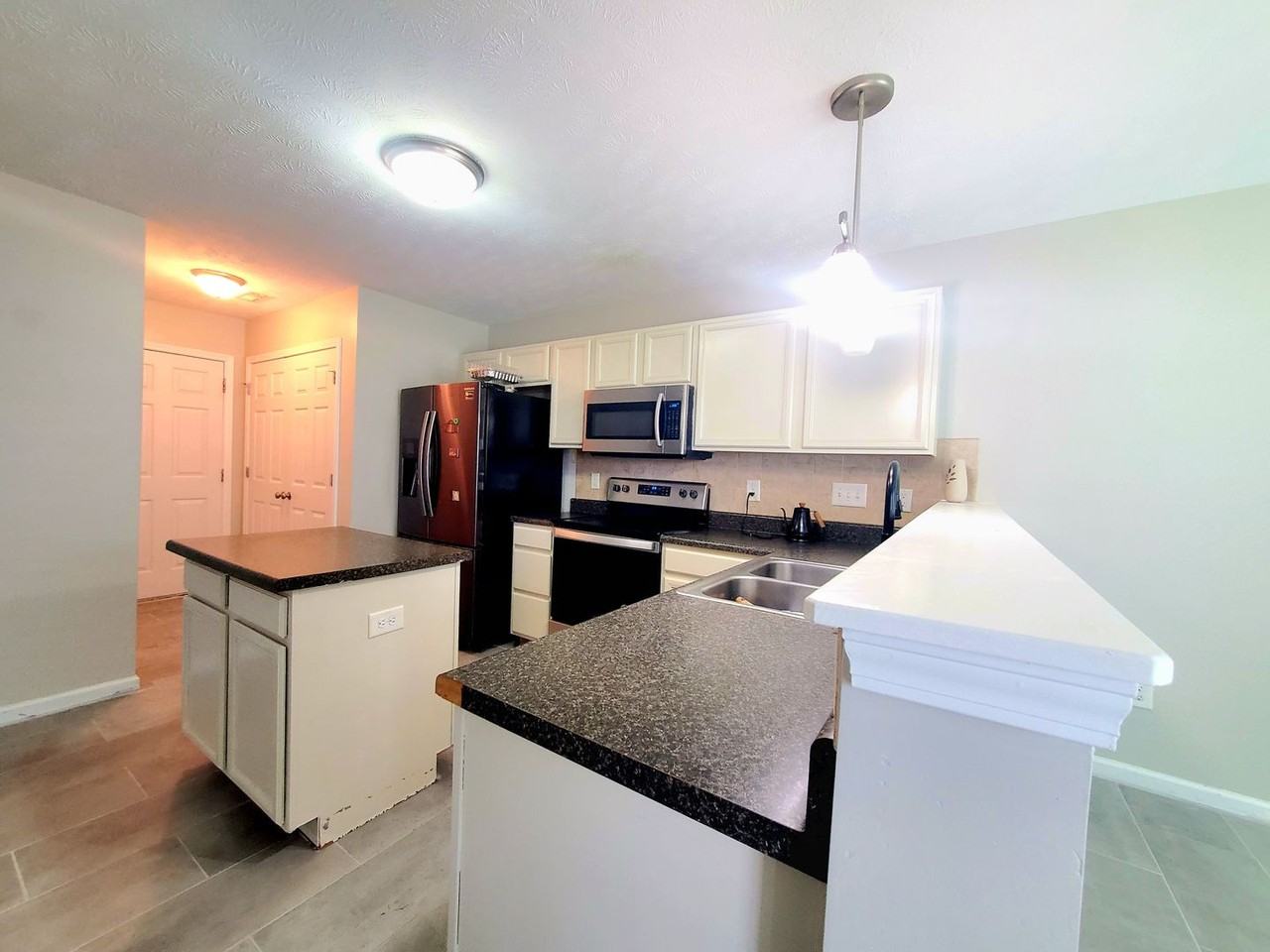 2004 Lioncoward Dr - Photo 6 of 21