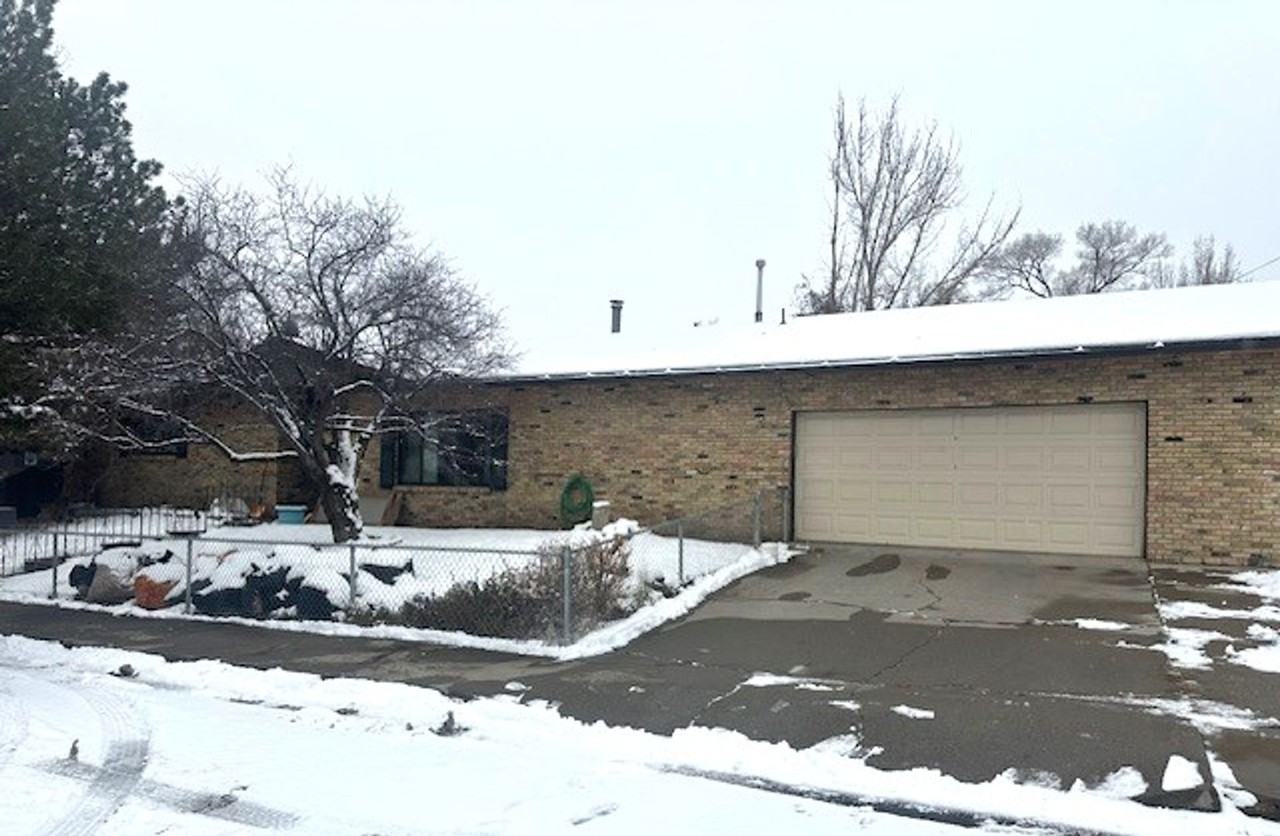 731 1st St - Photo 2 of 14