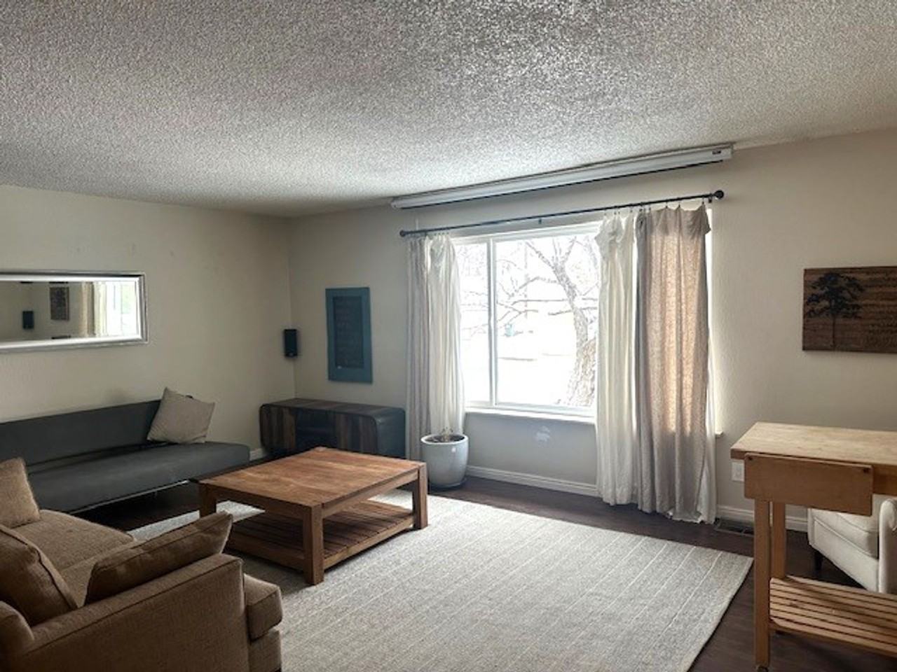 731 1st St - Photo 3 of 14